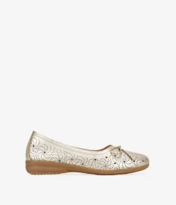 Bosanova Chaussures En Cuir | Ballerines Et Mary Janes | Ballerines en cuir doré découpées au laser