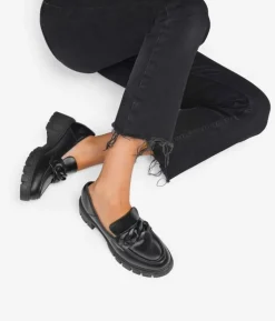 Bosanova Chaussures Et Mocassins | Mocassin noir avec chaîne