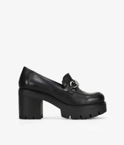 Bosanova Chaussures Et Mocassins | Mocassins en cuir noir avec chaîne