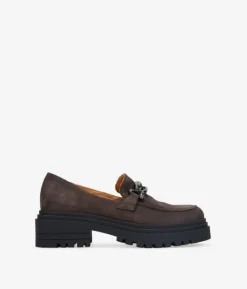 Bosanova Chaussures En Cuir | Chaussures Et Mocassins | Mocassins en cuir suédé taupe avec chaîne