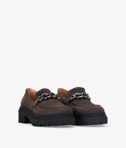 Bosanova Chaussures En Cuir | Chaussures Et Mocassins | Mocassins en cuir suédé taupe avec chaîne