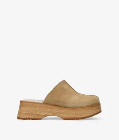 Bosanova Chaussures En Cuir | Sabots | Sabots en cuir sable avec semelles en bois