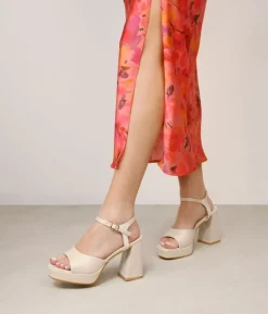 Bosanova Sandales À Talons | Sandales Plateformes | Sandales à talons beiges avec bracelet et boucle