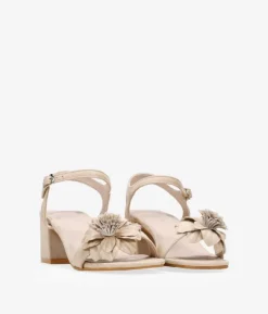 Bosanova Sandales À Talons | Chaussures De Fête | Sandales à talons beiges avec fleur